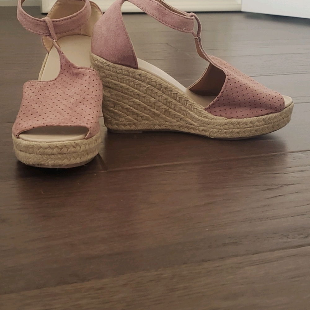 Ladies Wedge Sandles